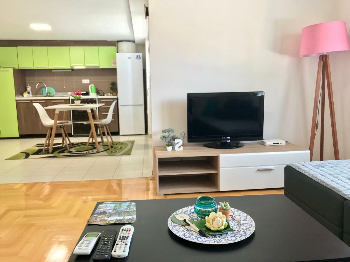 סקופיה Regina'S Apartments מראה חיצוני תמונה